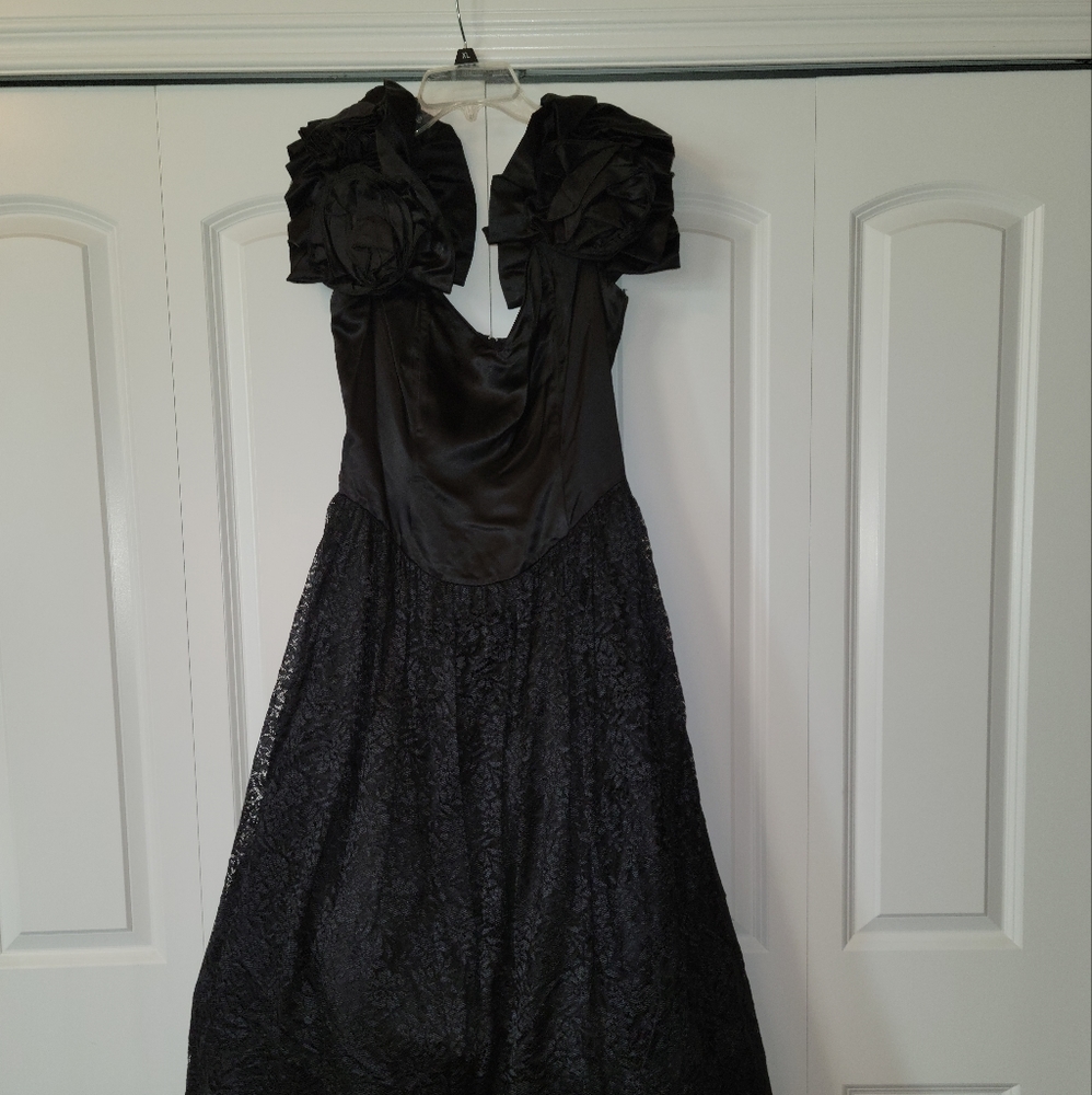 Women's tea-length cocktail dress